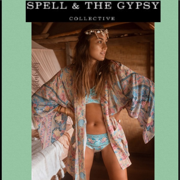 Spell Seashell Kimono Short Robe - Picture 6 of 8